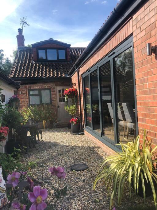 Hayfield Spacious Detached Luxury